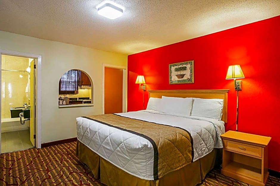 Bay Side Inn & Suites