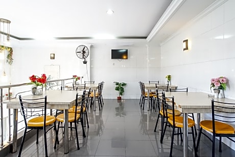 Hotel Mustika Sari by ZUZU