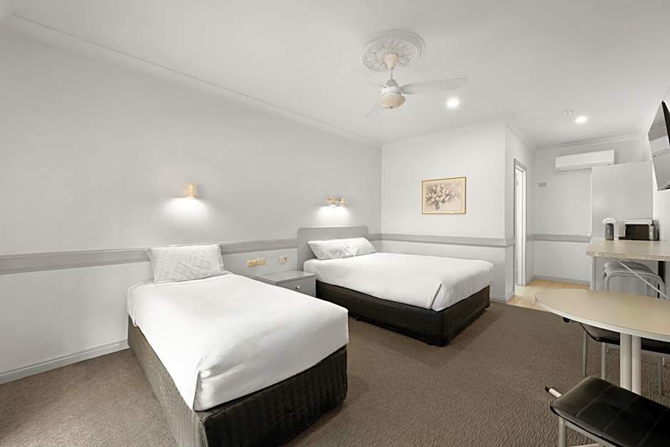 Centre Town Motel