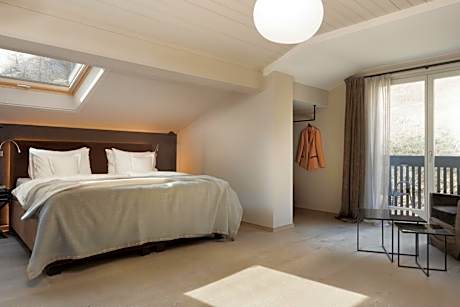 Single Room with Balcony