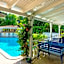 Calypso Cozy Suites
