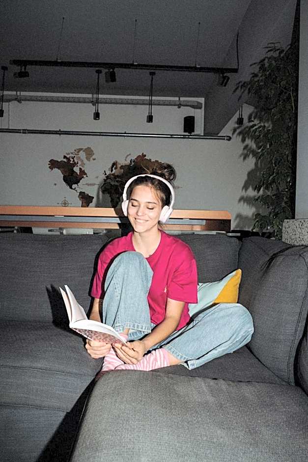 Zeus is Loose Hostel