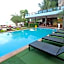 Phi Phi Nice Beach Hotel Hip