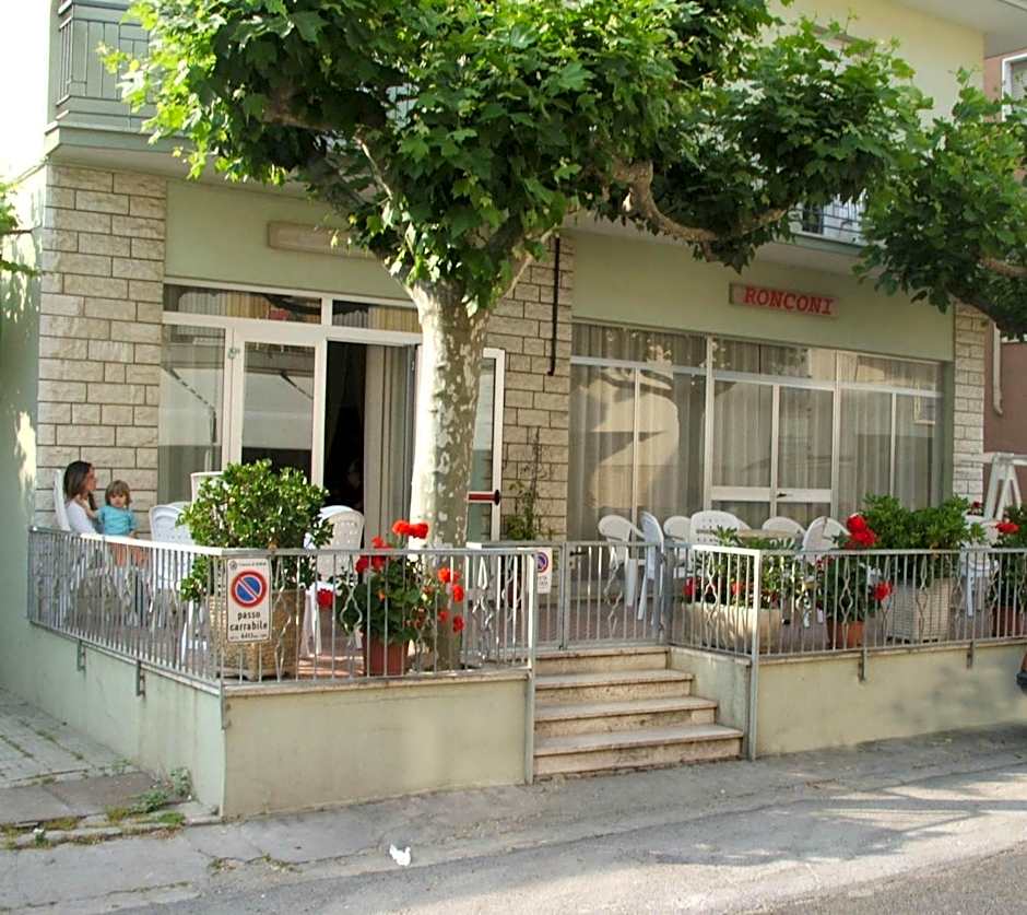 Hotel Ronconi
