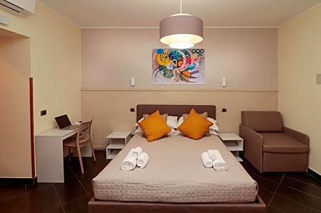 Triple Room with Private Bathroom