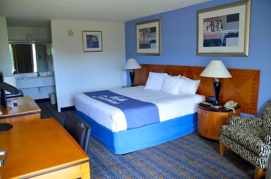 Days Inn by Wyndham Luray Shenandoah