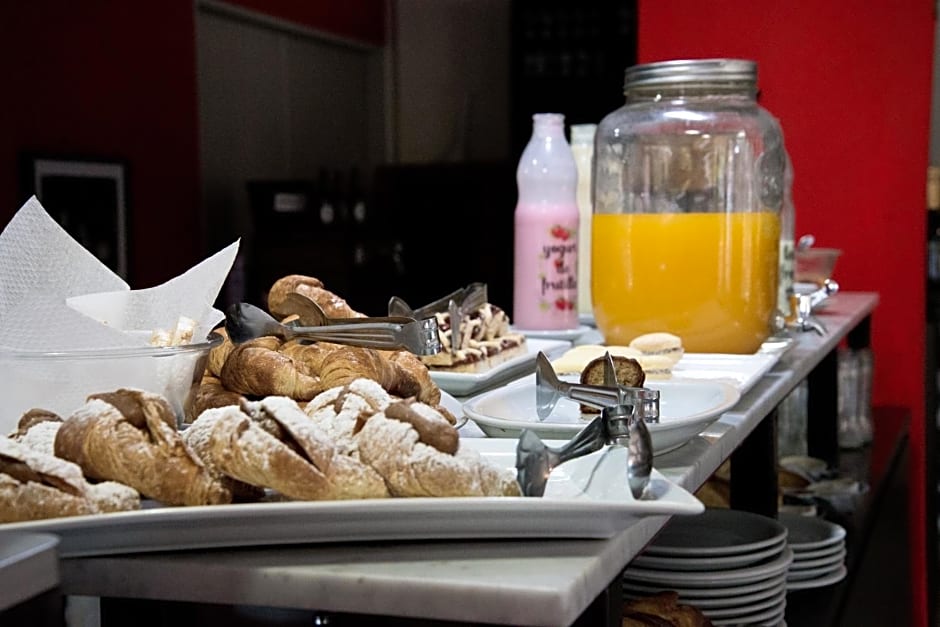 Casa Campus Pilar Suites