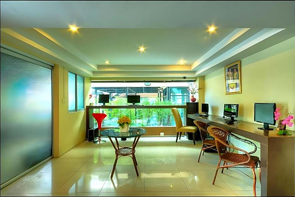 BS Residence Suvarnabhumi - SHA Extra Plus