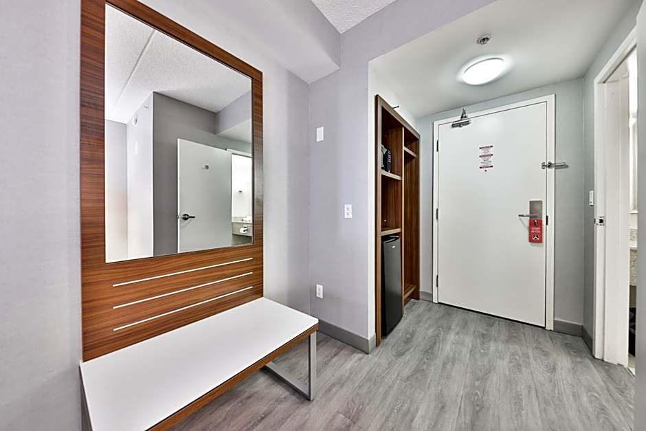 Admiral Inn Mississauga