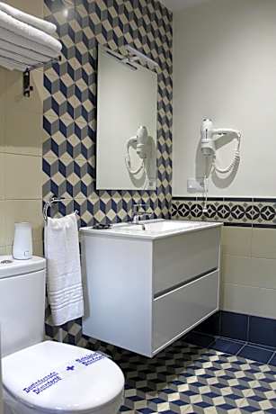 Superior Family Room