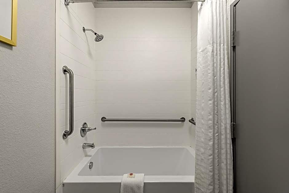 Comfort Inn & Suites Olathe - Kansas City