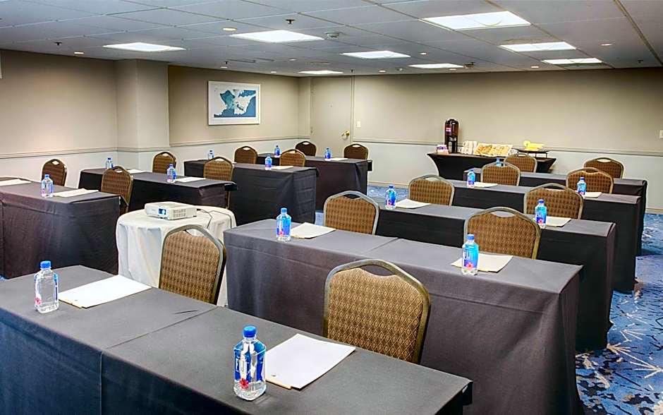 DoubleTree By Hilton Hotel Denver North