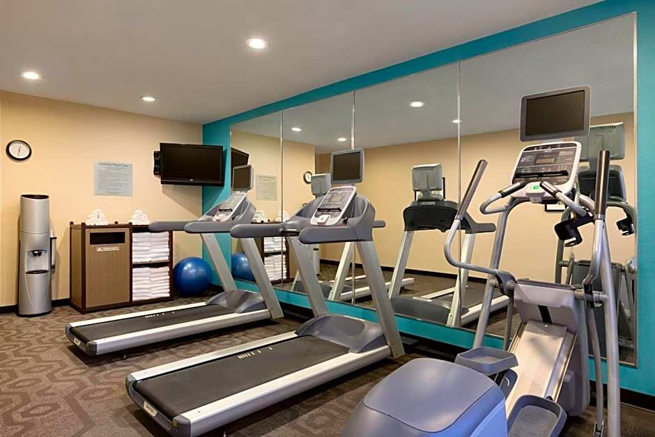 Fairfield Inn & Suites by Marriott Bismarck North