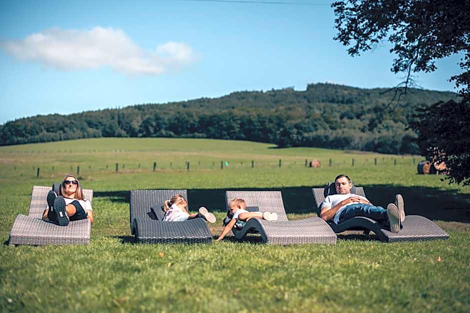 Apartmán-Hotel Jítravský Dvorec