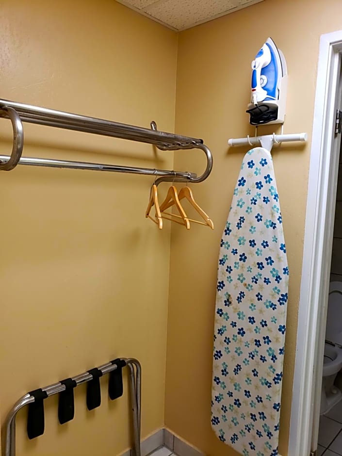 Extend-a-Suites - Extended Stay, I-40 Amarillo West