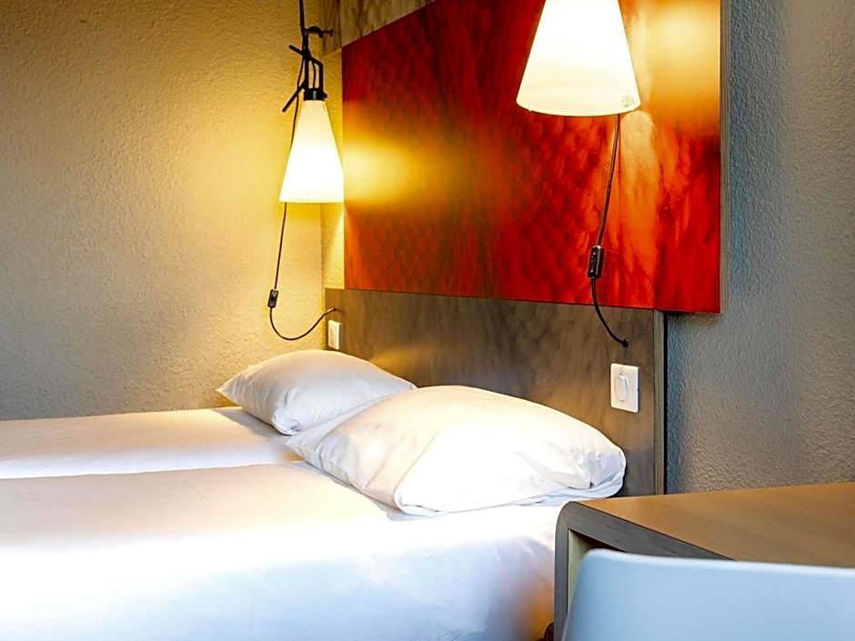 ibis Montauban