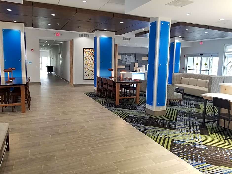 Holiday Inn Express & Suites - Fort Mill By IHG
