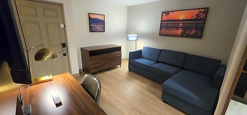 La Quinta Inn & Suites by Wyndham Dallas Mesquite