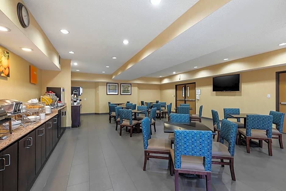 Comfort Suites Dfw Airport