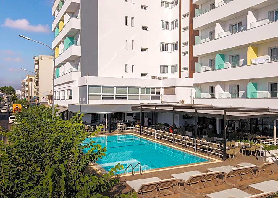 Pefkos City Hotel