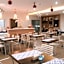 1A EXPRESS HOTEL