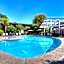 Dinah`S Garden Hotel