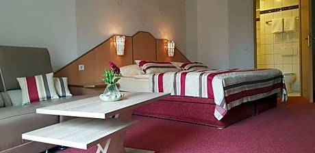 Double Room with Private Bathroom