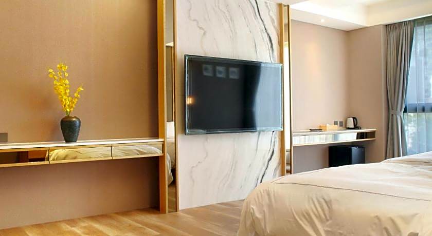 Gamalan FL Spring Hotel