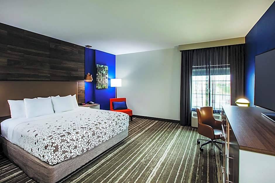 Photo 1 of 5 of 1 King Bed, Mobility Accessible