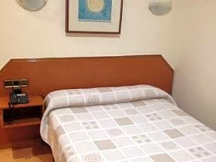 Hostal Cataluna