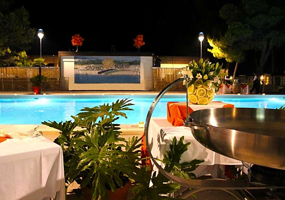 Castroboleto Village