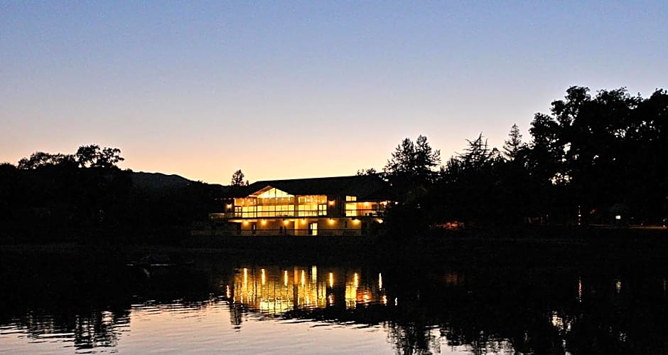 Atascadero Inn