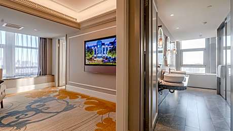 Classic Family Room