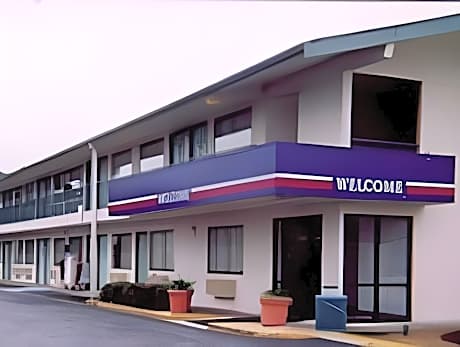 Motel 6-Kelso, WA - Mt. St. Helens