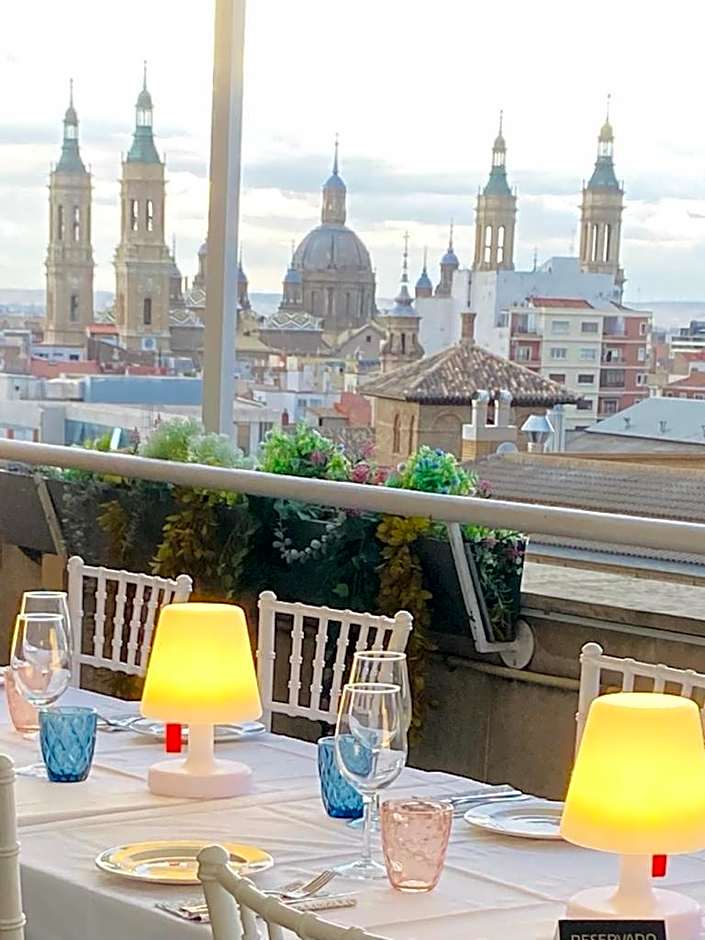 Aparthotel Los Girasoles