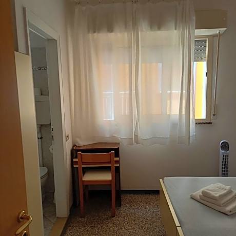 Small Double or Twin Room