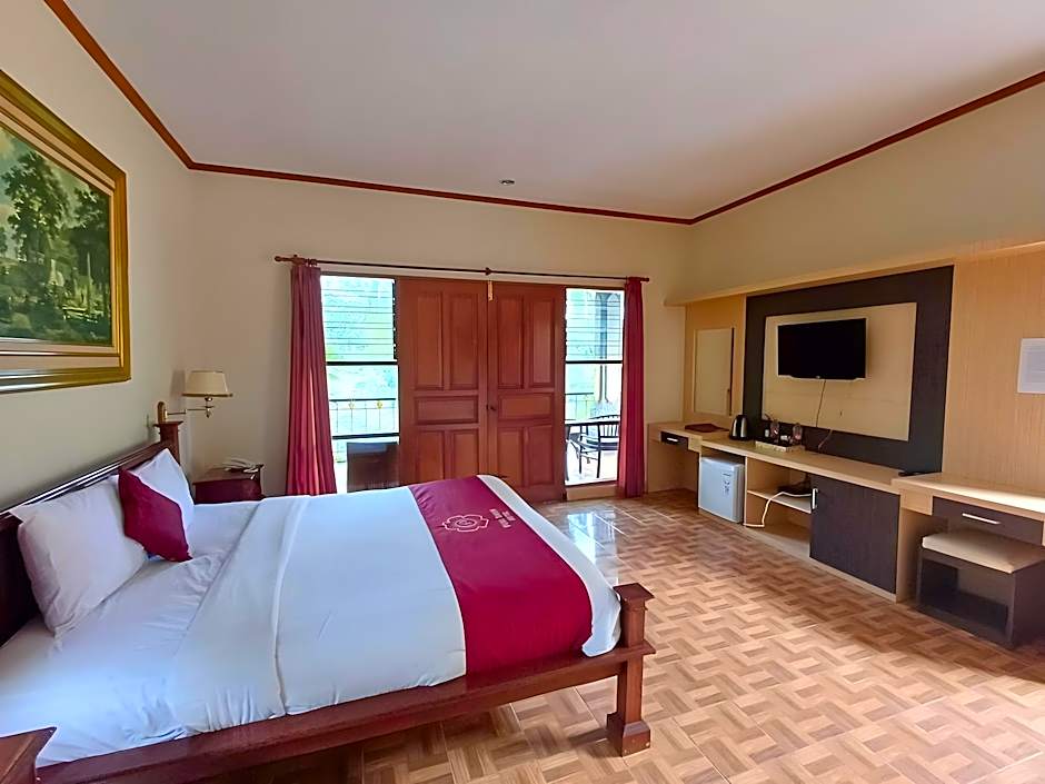 Puri Saron Hotel Madangan - Gianyar