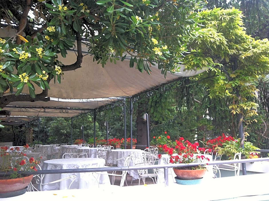 Hotel Pensione Moderna