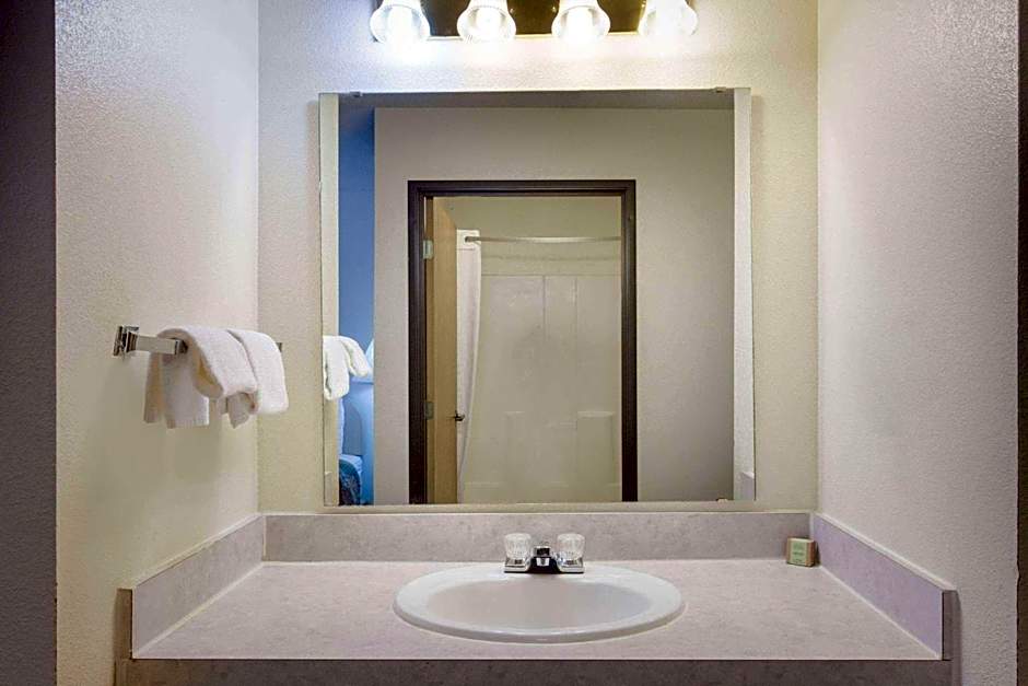 Super 8 by Wyndham Yuma