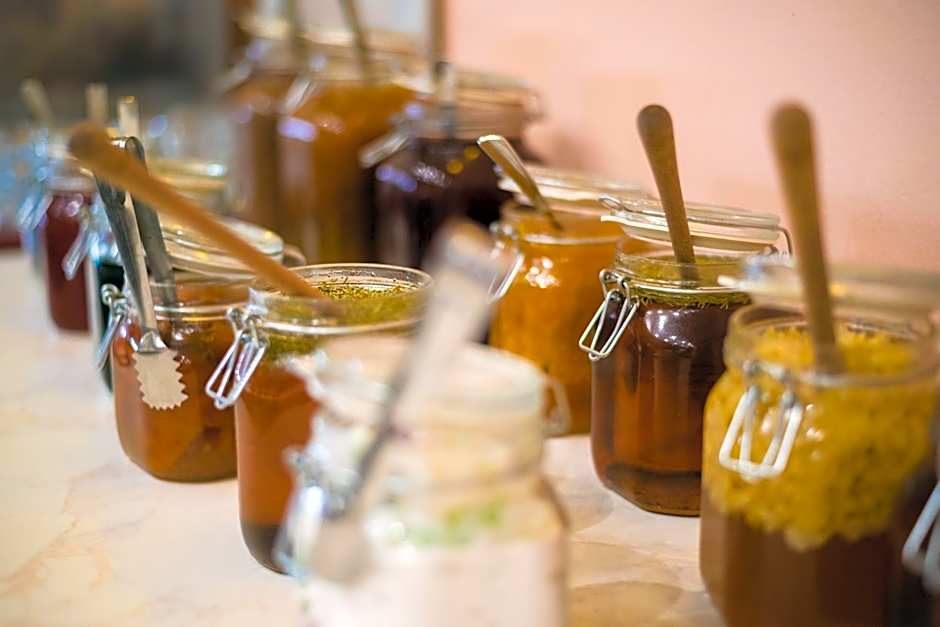 Three Stars Beach Hotel