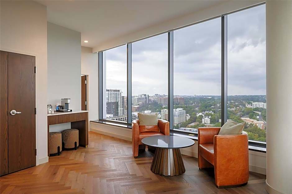 Hilton Arlington Rosslyn The Key