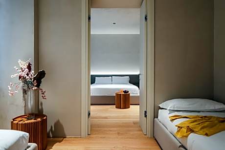 C10 Boutique Hotel