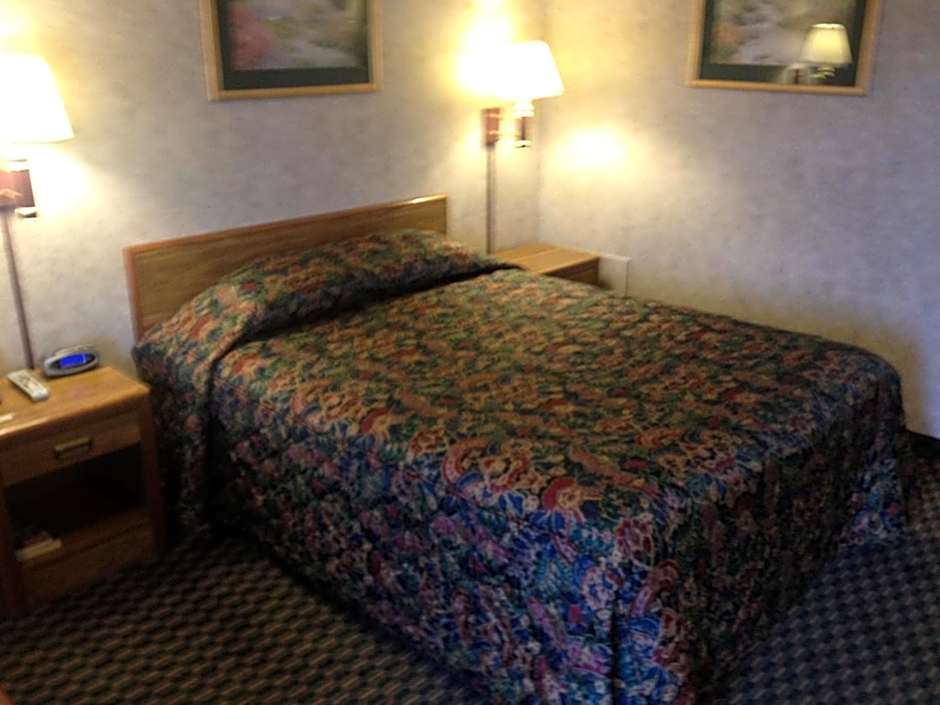 Richmond Inn and Suites
