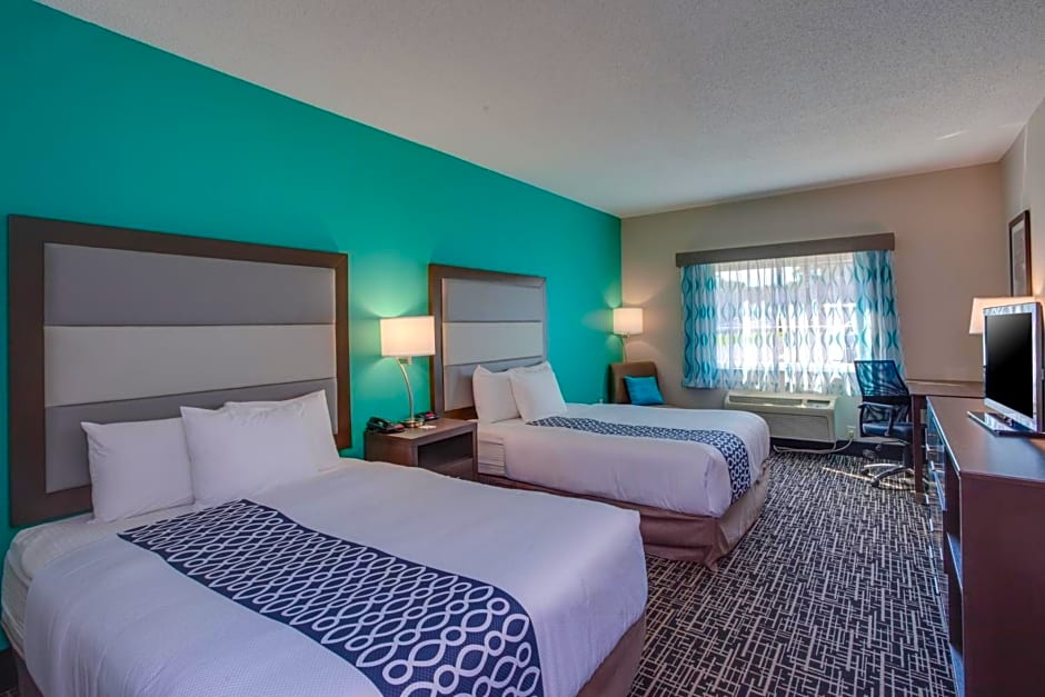 La Quinta Inn & Suites by Wyndham Batavia