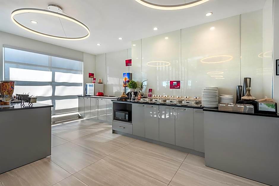 Executive Residency by Best Western Calgary City View North