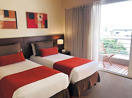 Triple Superior Individual Beds Apartment