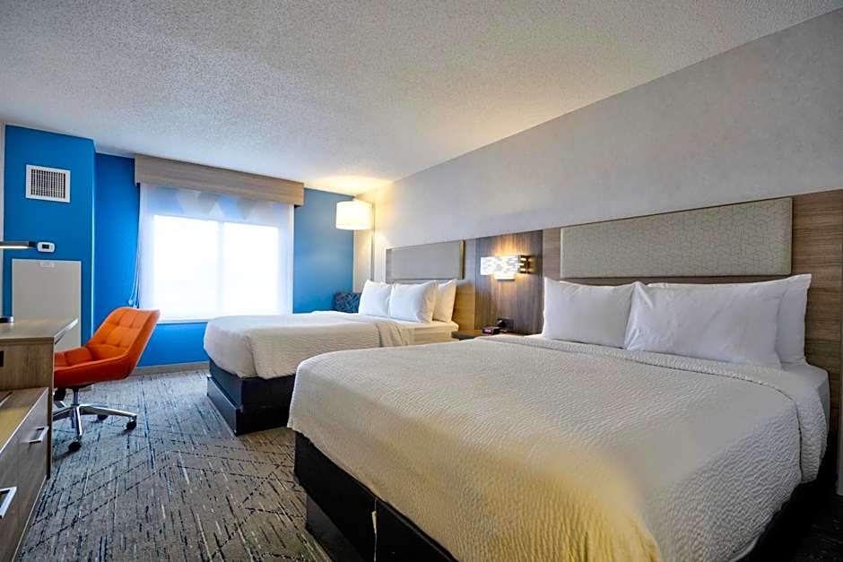 Holiday Inn Express & Suites Buffalo Airport By IHG