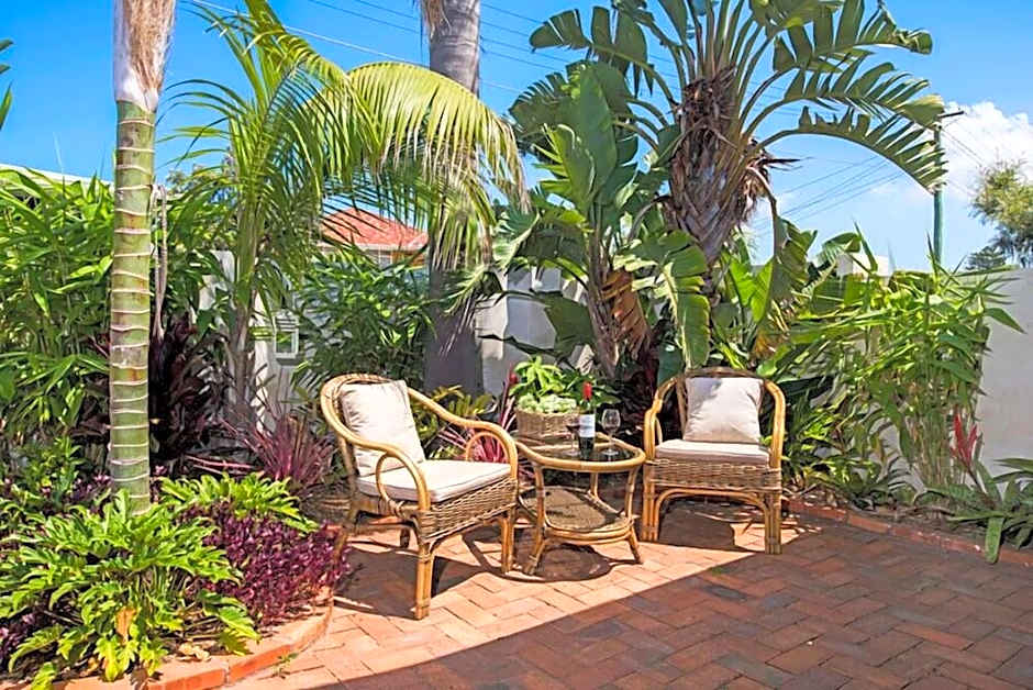 Cronulla Beach House Bed & Breakfast