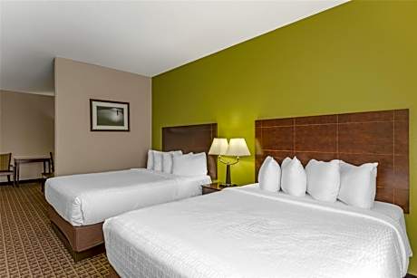 Queen Suite with Sofa Bed