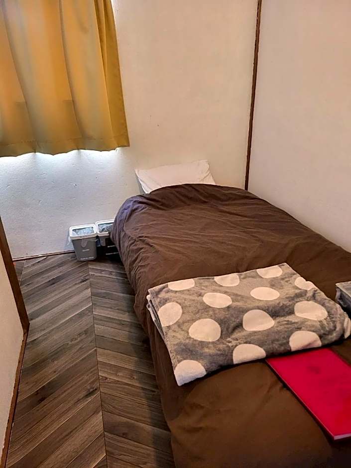 HOSTEL KURIYA OSAKA